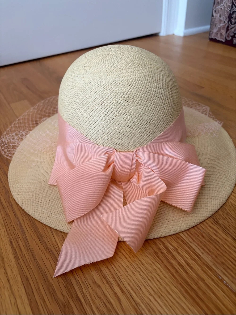 Women's Straw Sun Hat with Pink Bow